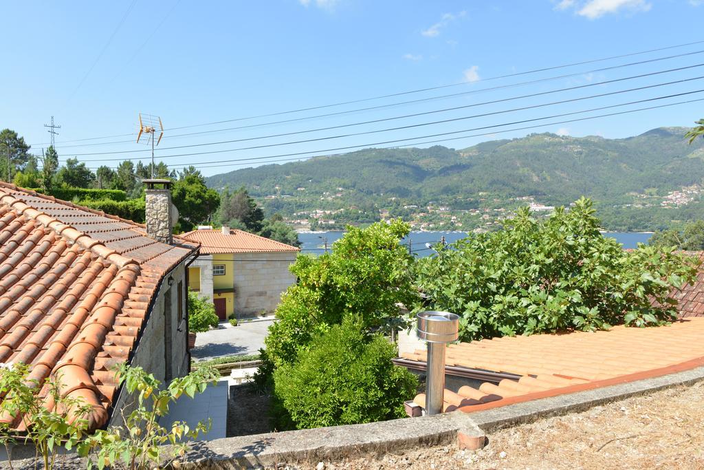 Al Vivenda Romantica Geres Exterior photo