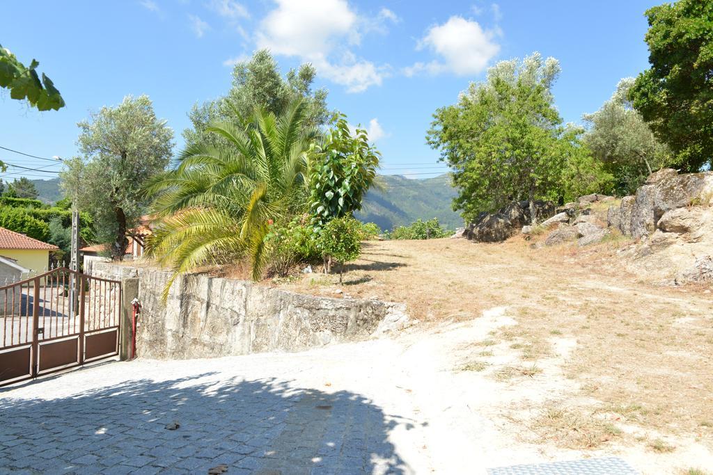 Al Vivenda Romantica Geres Exterior photo