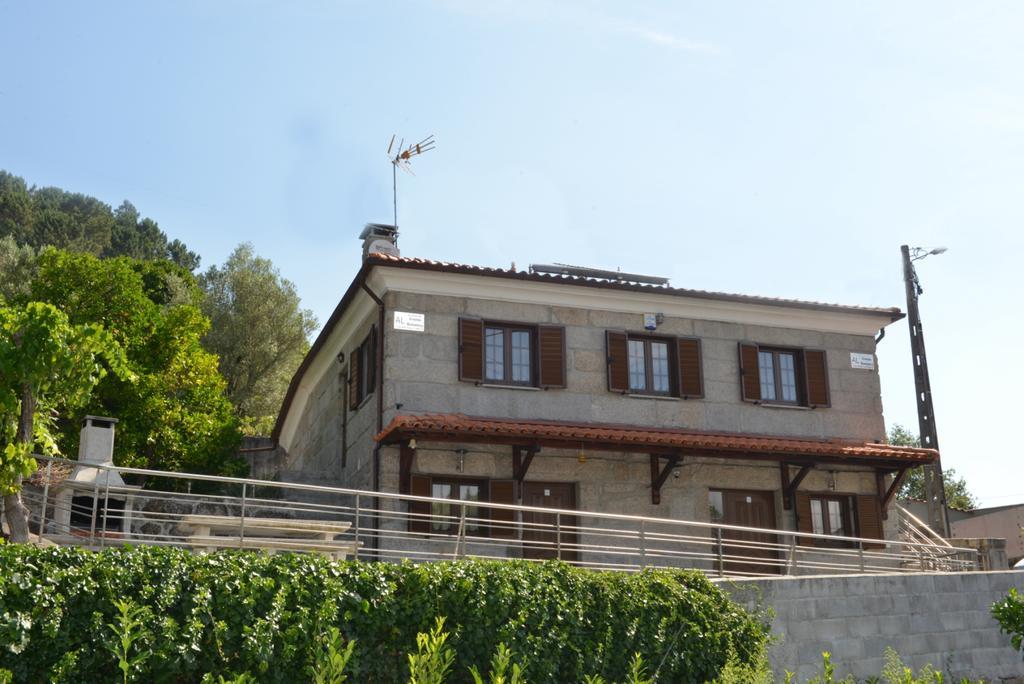 Al Vivenda Romantica Geres Exterior photo